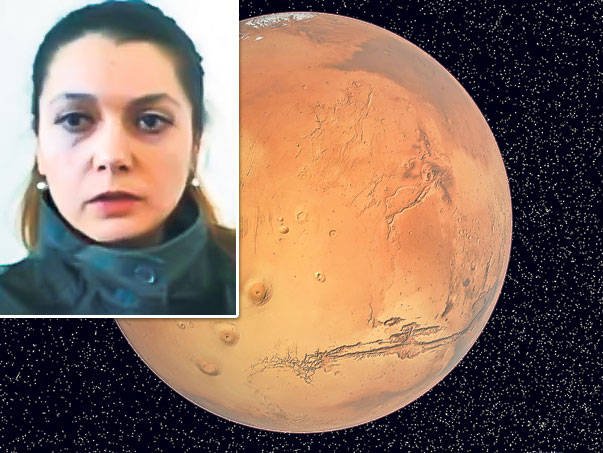 O româncă ar putea fi printre primii oameni care colonizeană planeta Marte
