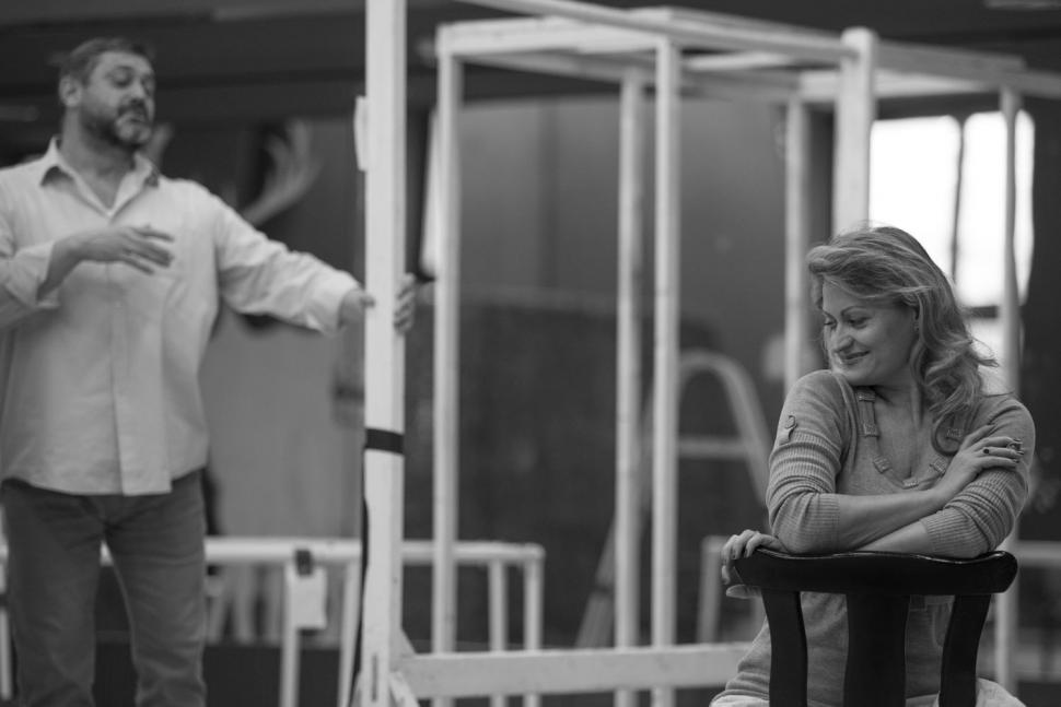   Premieră la Opera Națională București:  „Falstaff”, în regia lui Graham Vick, unul dintre cel mai importanți regizori de operă din lume 295595