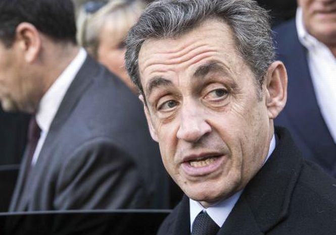 Nicolas Sarkozy, anchetat pentru că a zburat cu un avion plătit de un prieten al său