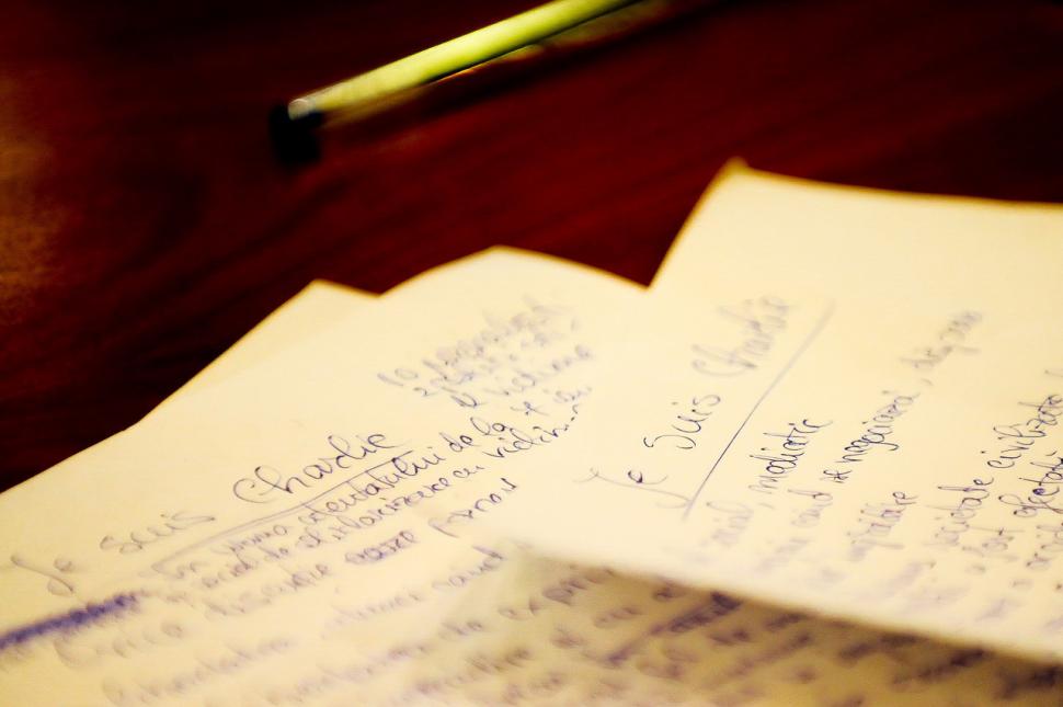 Concursul Dezbate România: 8 echipe, 32 de participanți şi un premiu de 1.000 de euro 296076