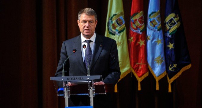 Klaus Iohannis face o vizită în R. Moldova, la o săptămână după numirea noului Guvern de la Chişinău