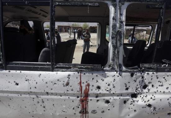 Peste 30 de morţi într-o serie de atentate comise la Bagdad
