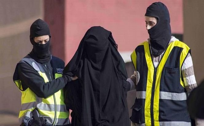 Spania a închis o celulă de recrutare jihadistă