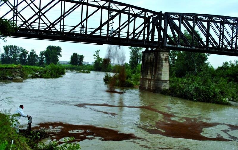 Un râu din Argeş poluat de două ori în patru zile