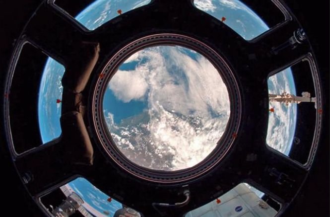 Sarah Brightman, primul artist care va vizita ISS. Artista va fi transportată în spaţiu cu o capsulă Soyuz, pe 1 septembrie