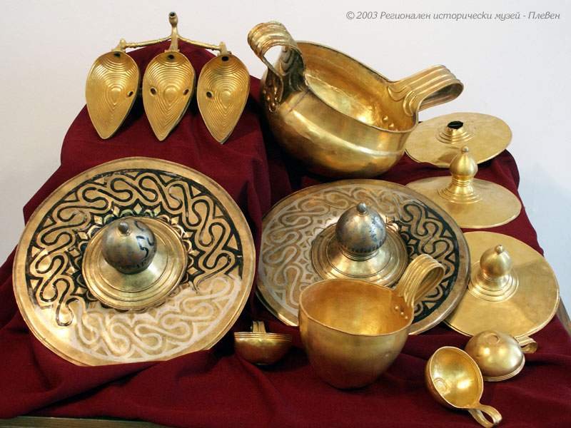 Sute de artefacte dacice găsite în Munţii Orăştiei vor fi filmate, fotografiate şi incluse într-o expoziţie virtuală