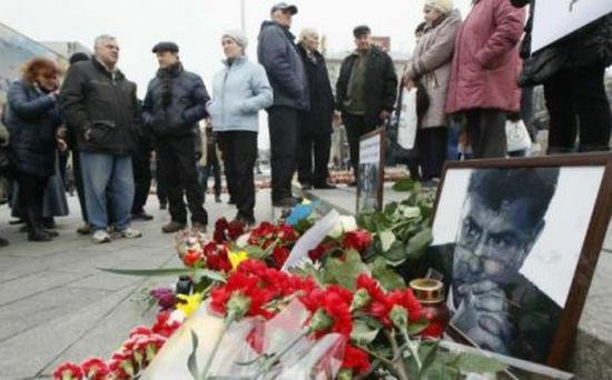 Câteva zeci de mii de persoane au participat la un marş în memoria fostului vicepremier rus Boris Nemţov