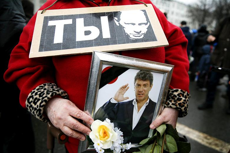 Asasinatul lui Nemţov, începutul sfârşitului pentru Putin. Zeci de mii de oameni au ieşit în stradă pentru a protesta împotriva liderului de la Kremlin