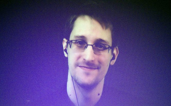 Snowden s-ar întoarce acasă dacă ar fi sigur că va fi judecat corect