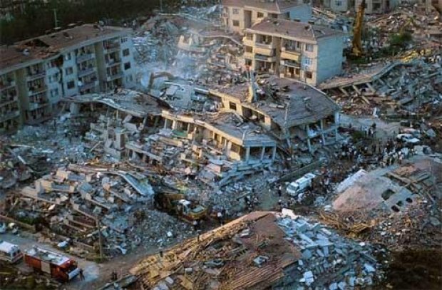 La 38 de ani de la cutremurul devastator din '77, România e lăsată în voia sorţii. Ar fi CATASTROFAL un cutremur pentru Bucureşti. &quot;Abia în 154 de ani am termina reparaţiile&quot;