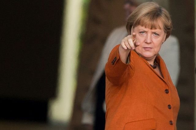 Merkel: Orice încălcare gravă a încetării focului în estul Ucrainei duce la noi sancțiuni 
