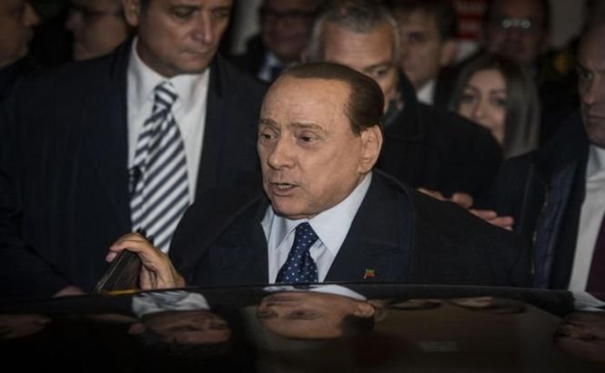 Munca în folosul comunităţii l-a sensibilizat. Berlusconi va continua să lucreze la centrul de îngrijire a bolnavilor de Alzheimer