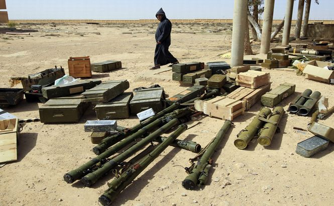 Tunisia a capturat o cantitate mare de arme la graniţa cu Libia