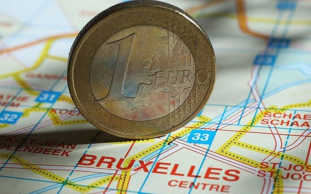 MOMENTUL ZERO din UE. Astăzi intră pe piaţă TRILIOANELE lui Draghi. Ce efecte va avea măsura asupra monedei euro şi asupra leului