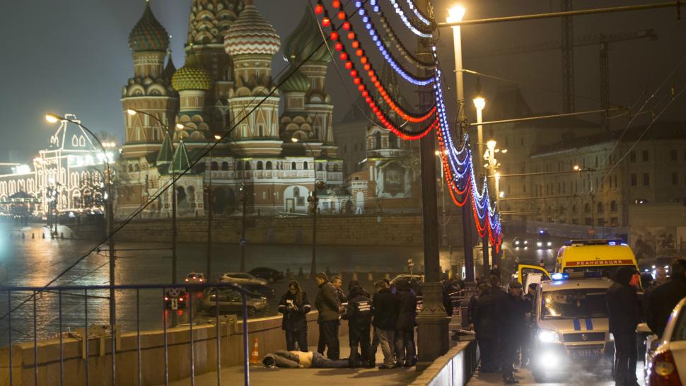 Poliţia din Rusia s-a mişcat &quot;suspect&quot; de repede. CINE este vinovat de moartea lui Nemţov: &quot;Este un poliţist, decorat pentru curaj&quot;