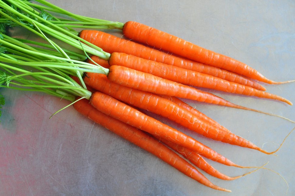 De ce este bine ca bărbaţii să mănânce morcovi. &quot;Combate eficient acest tip de cancer&quot;