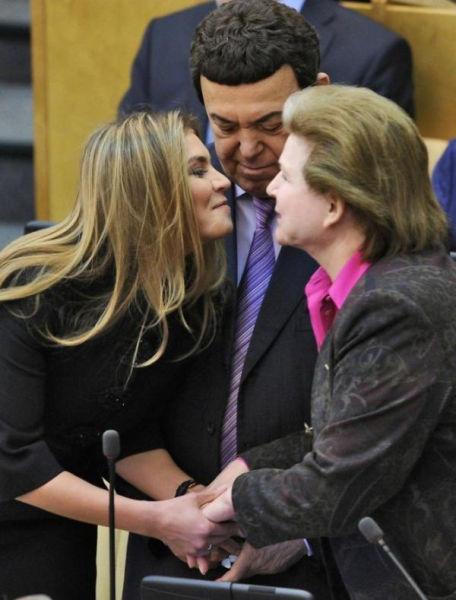 Ea este femeia care l-a înnebunit pe Vladimir Putin. Detalii din viaţa Alinei Kabaeva 299708