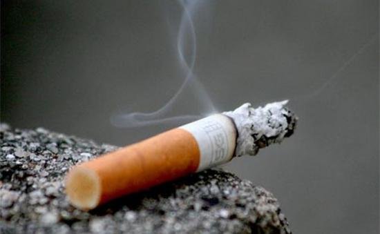 The law forbidding smoking completely in Romania's public places passed by the Senate