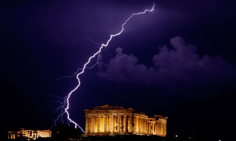 Grecia ar putea arunca Europa în HAOS. Ce se întâmplă dacă va intra în FALIMENT. Tsipras: &quot;Sunt încrezător&quot;
