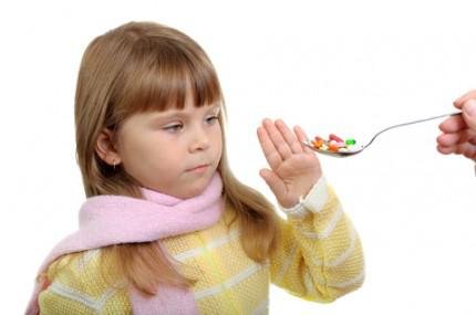 Avertisment: Medicamentele care conţin codeină ar trebui să fie interzise pentru copii