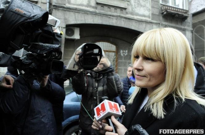 Elena Udrea rămâne în spatele gratiilor. Magistraţii i-au prelungit mandatul de arestare în dosarul Gala Bute