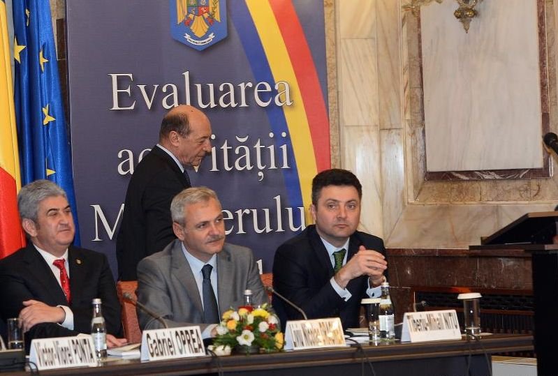 Traian Băsescu ar putea ajunge pe mâna Inspecţiei Judiciare, după atacul la adresa procurorului general al României
