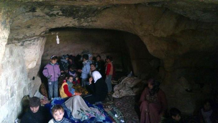 Ce au găsit în momentul în care au intrat în această PEŞTERĂ: "Părea IREAL tot ce vedeam" 300687