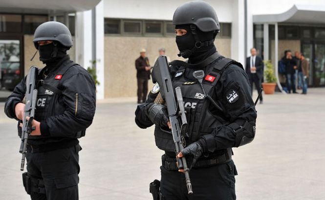 23 de persoane au fost arestate după atacul terorist din Tunisia