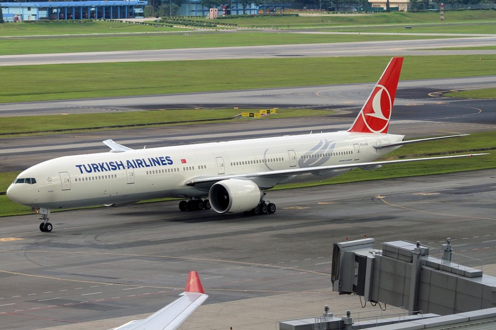 Un avion al Turkish Airlines a aterizat de urgenţă după o ameninţare cu bombă