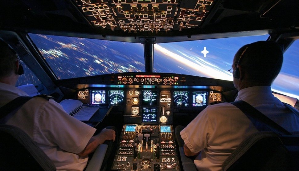 Un pilot olandez avertizase asupra riscului reprezentat de cabinele de pilotaj blindate