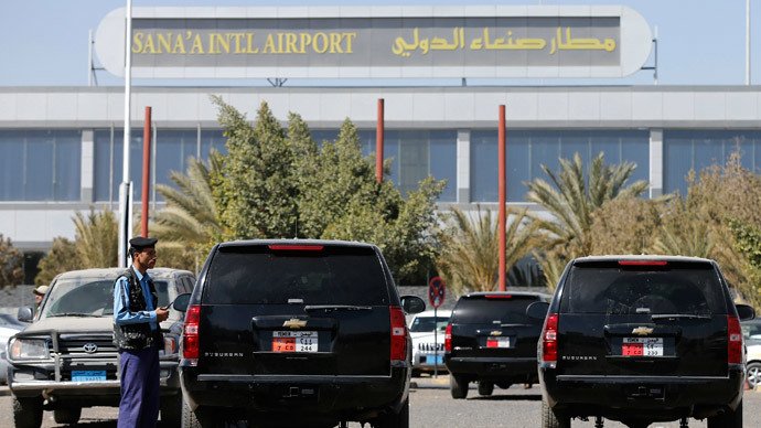 Un avion special a decolat din Cairo pentru evacuarea cetăţenilor ruşi din Yemen