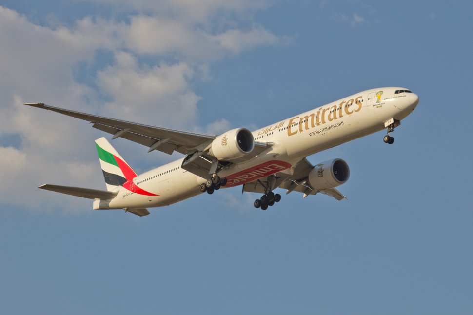 UPDATE: Zborul Emirates deviat pentru o &quot;URGENŢĂ&quot; a aterizat la Manchester