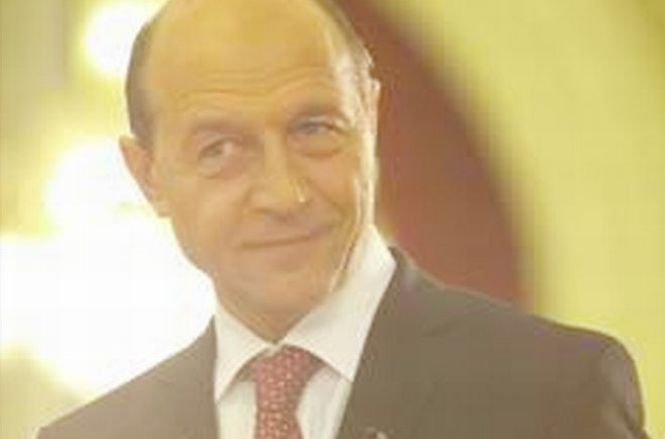 Traian Băsescu atacă procurorii din dosarele apropiaţilor