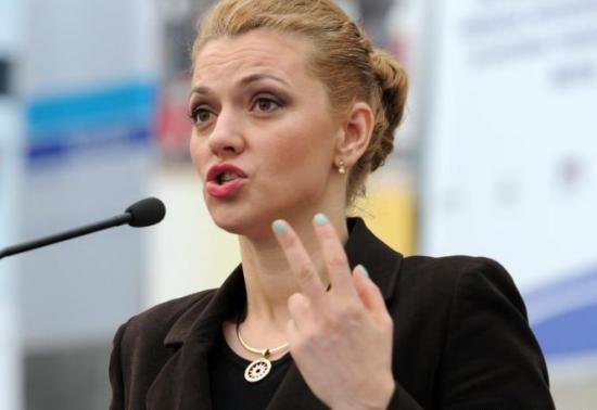 Alina Gorghiu îi cere demisia preşedintelui Senatului, Călin Popescu Tăriceanu