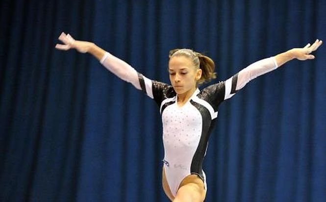 Gimnastică artistică: Andreea Munteanu a cucerit aurul la bârnă, la Europenele de la Montpellier 