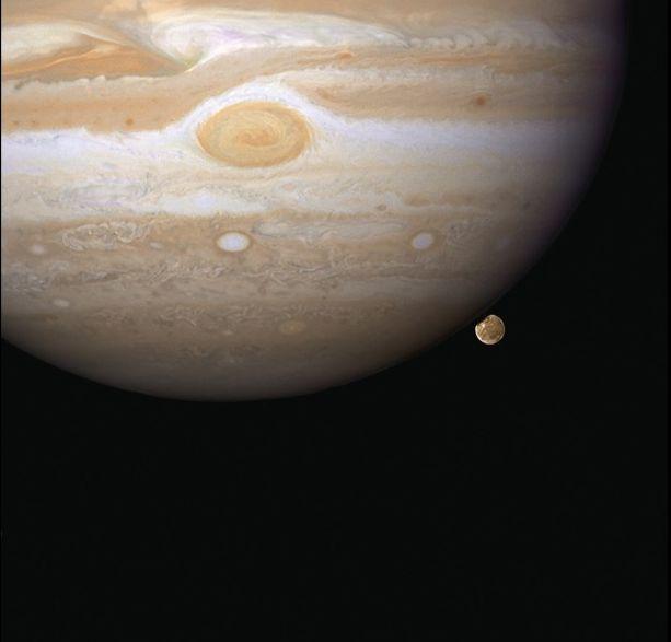 &quot;A schimbat felul în care omenirea priveşte Universul&quot;. Telescopul Hubble împlineşte 25 de ani 303902