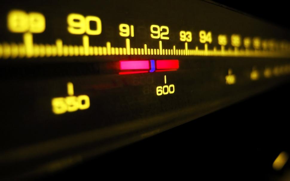 Radiourile FM au zilele numărate. Prima ţară DIN LUME care anunţă că renunţă la unde, din 2017