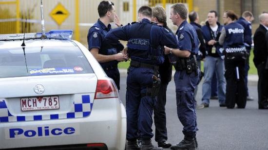 Un copil britanic de 14 ani a fost arestat pentru implicare într-un complot terorist care viza Australia