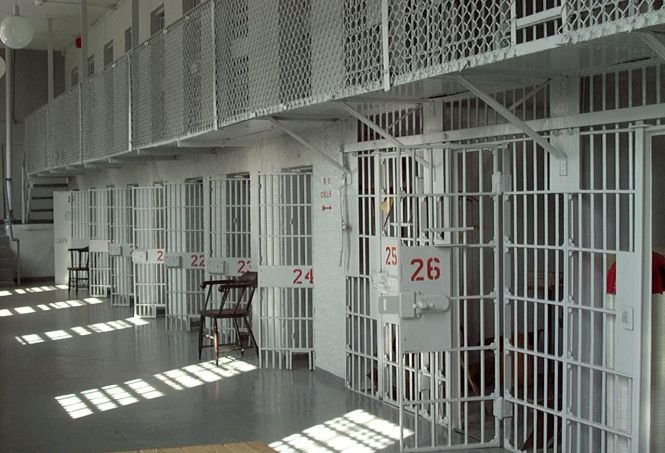 Un deţinut a EVADAT de la penitenciarul Colibaşi