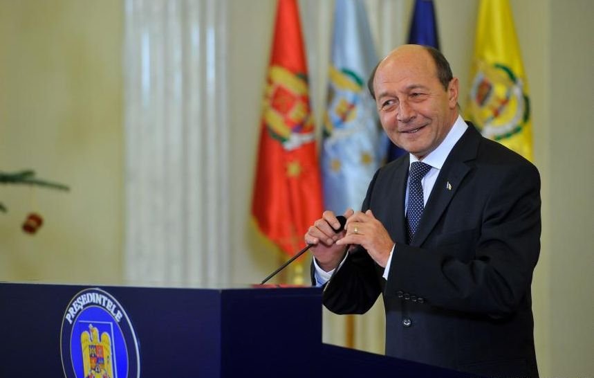 Traian Băsescu recunoaşte că şi-a subordonat justiţia: &quot;Pe Macovei le-am băgat-o eu pe gât, a fost contribuţia mea 100%&quot;