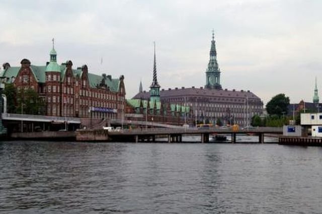 Danemarca. Ţinte ale unor amenințări cu bombe: o universitate, un spital și o școală
