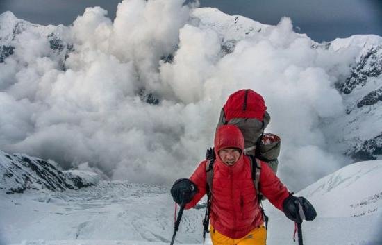 Romanian climbers returned home from Nepal