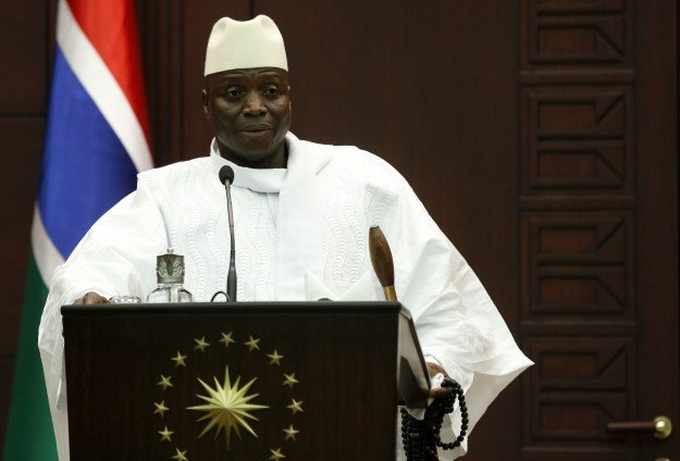 Preşedintele Gambiei ameninţă că le va tăia gâtul homosexualilor din această ţară şi niciun alb nu va putea face ceva în privinţa asta