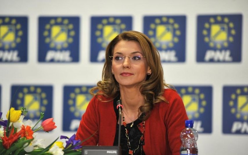 REACŢIA Alinei Gorghiu la acuzaţiile lui Victor Ponta pe tema întâlnirilor private ale PNL cu Holzindustrie Schweighofer