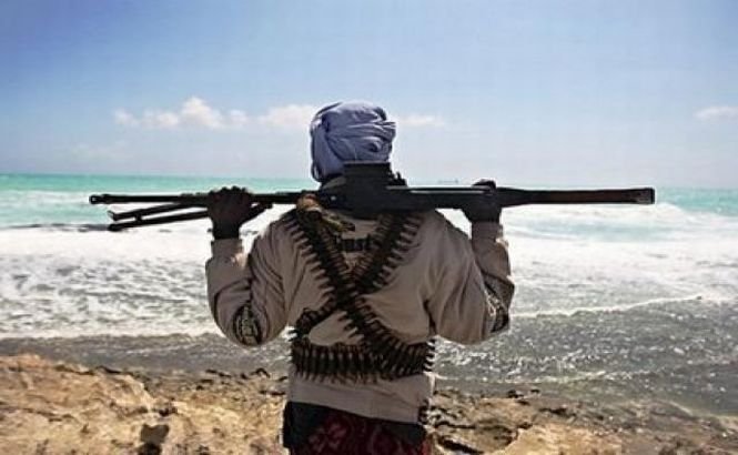 Piraţii somalezi au redevenit activi în apele teritoriale. Un vas pescăresc iranian a fost capturat de gruparea Al-Shabaab