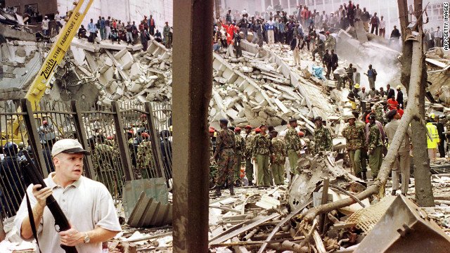 Locotenentul lui bin Laden, condamnat la închisoare pe viaţă pentru atentatele asupra ambasadelor SUA din Africa