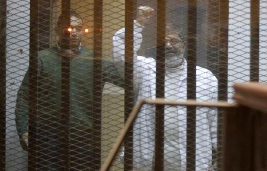 Fostul preşedinte egiptean Mohamed Morsi, condamnat la moarte 