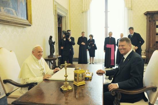 Pope Francis comes to Romania. He accepted the invitation of President Klaus Iohannis