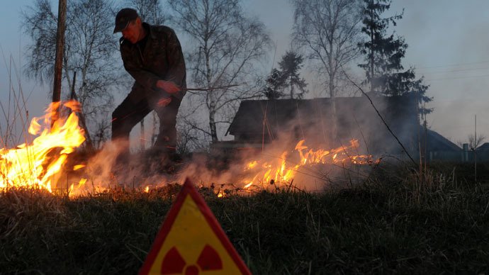 Un oficial ucrainean acuză Rusia de SABOTAJ în cazul incendiului de vegetaţie de la Cernobîl