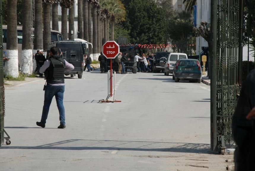 Ce se întâmplă ACUM în Tunisia, după atacul terorist de la Muzeul Bardo. &quot;E mort tot!&quot;